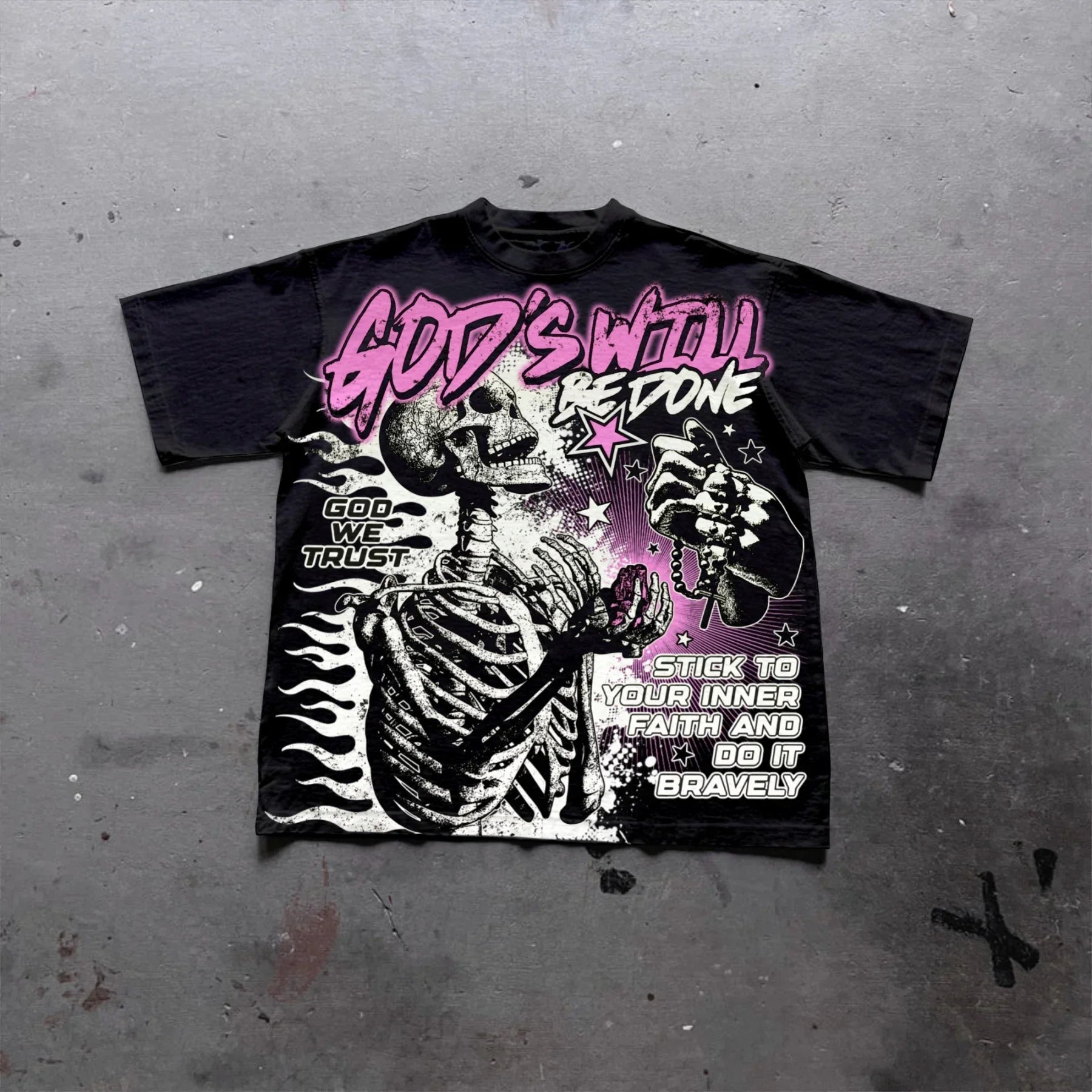 "Vintage Oversized Streetwear Graphic Tee"